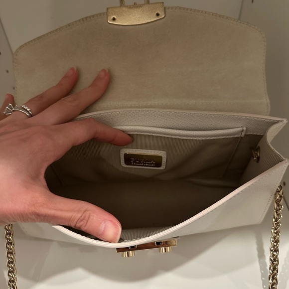 Furla White Leather Shoulder Bag - Picture 5 of 5